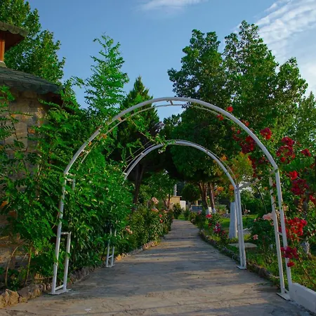 Four Sides Bodrum Airport Отель Миляс